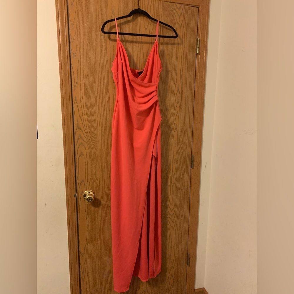 Formal peach/pink dress with slit